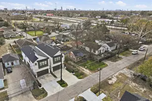 122 Amundsen St, Houston, TX 77009 - Photo 4