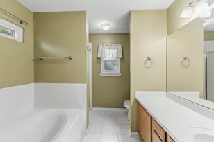 511 Springwood Dr, Conroe, TX 77385 - Photo 6