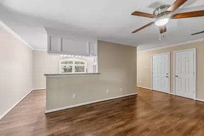 511 Springwood Drive, Conroe, TX 77385 - Photo 12