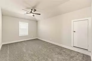 220 Magnolia Laurel Dr, Alvin, TX 77511 - Photo 30