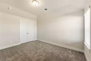 220 Magnolia Laurel Dr, Alvin, TX 77511 - Photo 32