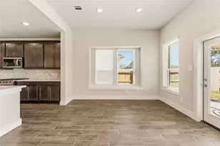 220 Magnolia Laurel Dr, Alvin, TX 77511 - Photo 10