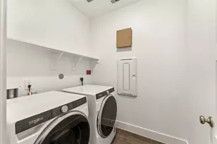 220 Magnolia Laurel Dr, Alvin, TX 77511 - Photo 22