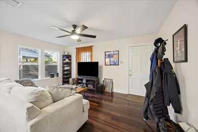 907 E 53rd Street, Austin, TX 78751 - Photo 8