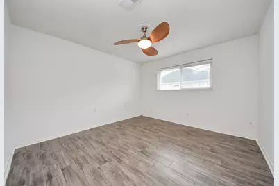 8227 Ivan Reid Drive, Houston, TX 77040 - Photo 28