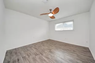 8227 Ivan Reid Dr, Houston, TX 77040 - Photo 28