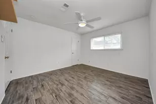 8227 Ivan Reid Dr, Houston, TX 77040 - Photo 30