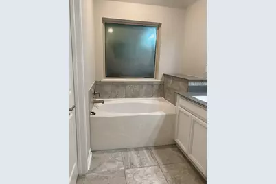 18534 Hayden Pond Drive, Cypress, TX 77429 - Photo 12