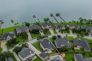 13703 Elm Shores Dr, Houston, TX 77044 - Photo 1