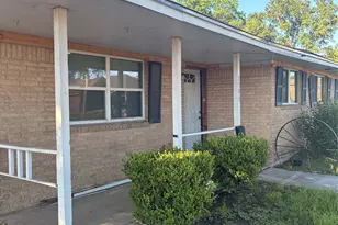 1390 North St, Beaumont, TX 77701 - Photo 2