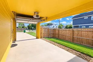 4318 McKinley St, Houston, TX 77051 - Photo 4