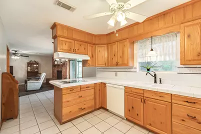 131 Singleton Street, Jones Creek, TX 77541 - Photo 14