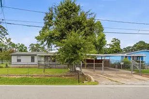 14103 Texarkana St, Houston, TX 77015 - Photo 2