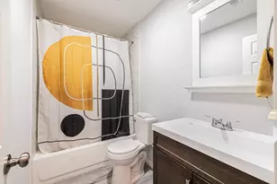 8710 Valley Flag, Houston, TX 77078 - Photo 24