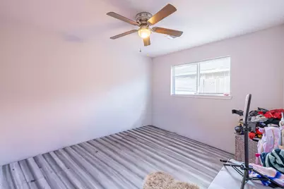 8710 Valley Flag, Houston, TX 77078 - Photo 18