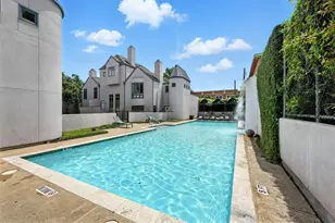 1385 Arlington St, Houston, TX 77008 - Photo 22