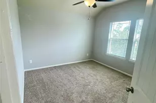 2521 Amy Lee Dr, Conroe, TX 77304 - Photo 12