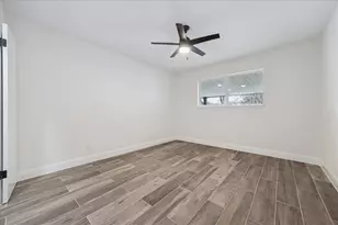 6911 Oak Ln, Fulshear, TX 77406 - Photo 26