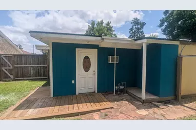 6815 Moss Oaks Drive, Houston, TX 77050 - Photo 12