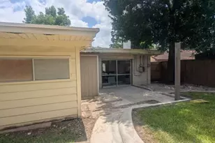6815 Moss Oaks Dr, Houston, TX 77050 - Photo 10