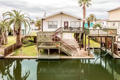 16530 Bermuda Way, Jamaica Beach, TX 77554 - Photo 18