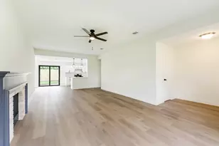 17910 Great Glen Dr, Houston, TX 77084 - Photo 4