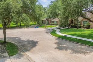 3006 Autumn Hills Ct, Friendswood, TX 77546 - Photo 8