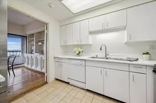 2001 Holcombe Blvd, Houston, TX 77030 - Photo 10