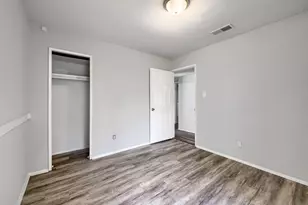 6923 Jeb Stuart Dr, Richmond, TX 77469 - Photo 14