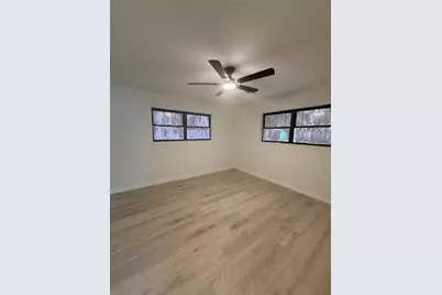 143 Hollyvale Drive, Houston, TX 77060 - Photo 30