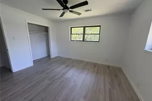 143 Hollyvale Dr, Houston, TX 77060 - Photo 28