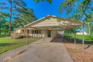 119 Monticello St, Trinity, TX 75862 - Photo 2