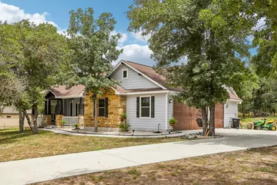 114 County Road 6863, Natalia, TX 78059 - Photo 10