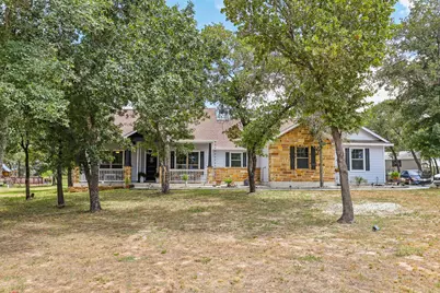 114 County Road 6863, Natalia, TX 78059 - Photo 6