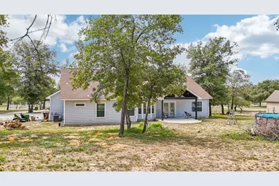 114 County Road 6863, Natalia, TX 78059 - Photo 38