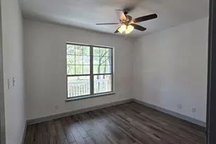 114 Co Rd 6863, Natalia, TX 78059 - Photo 28