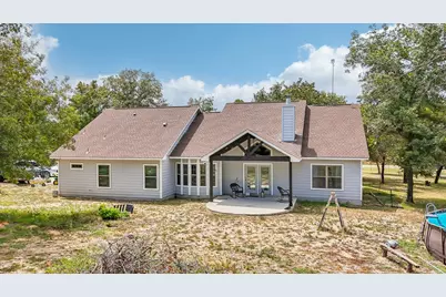 114 County Road 6863, Natalia, TX 78059 - Photo 36