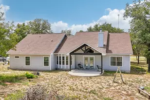 114 Co Rd 6863, Natalia, TX 78059 - Photo 36