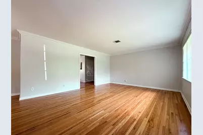 8902 Blankenship Drive, Houston, TX 77080 - Photo 6