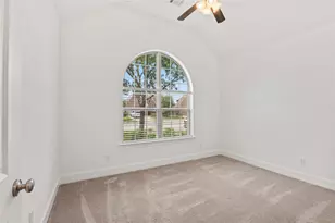 6208 Maddingly Ln, League City, TX 77573 - Photo 8