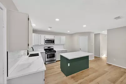 15819 Contender Lane, Friendswood, TX 77546 - Photo 16