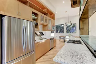 5002 Milam, Houston, TX 77006 - Photo 4