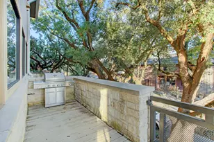 5002 Milam, Houston, TX 77006 - Photo 18