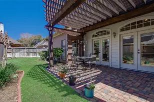 13730 Senca Park Dr, Houston, TX 77077 - Photo 24