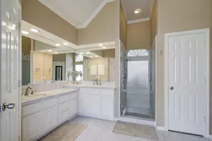 13730 Senca Park Dr, Houston, TX 77077 - Photo 18