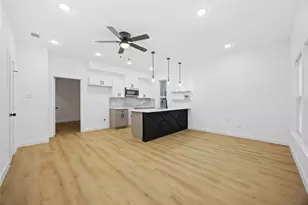 7126 Bywood St, Houston, TX 77028 - Photo 2