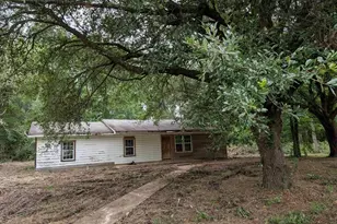 123 Helen St, Kirbyville, TX 75956 - Photo 2