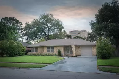 1135 Stonecrest Drive, Houston, TX 77018 - Photo 1