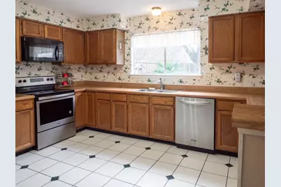 4835 Ingleside Court, Spring, TX 77388 - Photo 12
