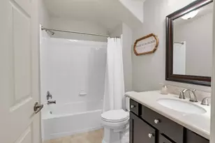 3 Darlinghurst Dr, Conroe, TX 77384 - Photo 14